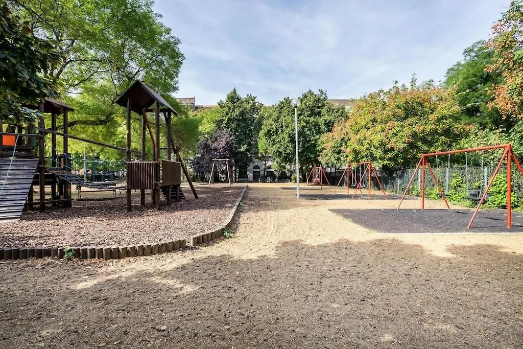 Klauzal Garden City Apartments Budapest