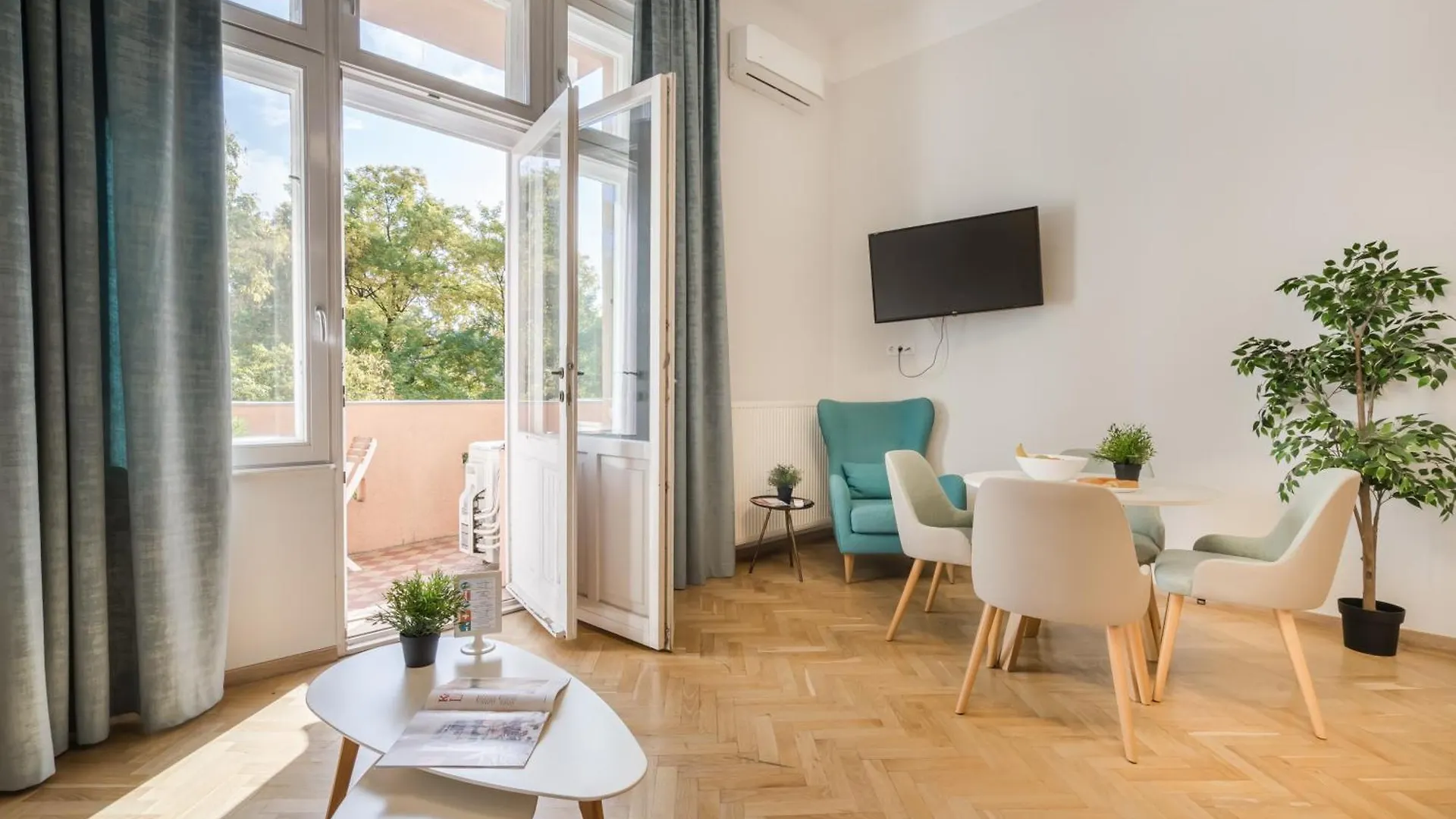 Klauzal Garden City Apartments Budapest