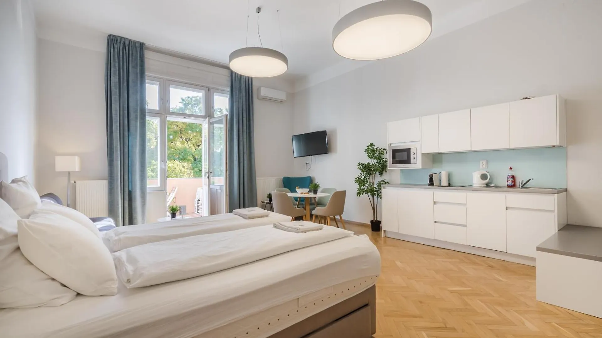 Klauzal Garden City Apartments Budapest