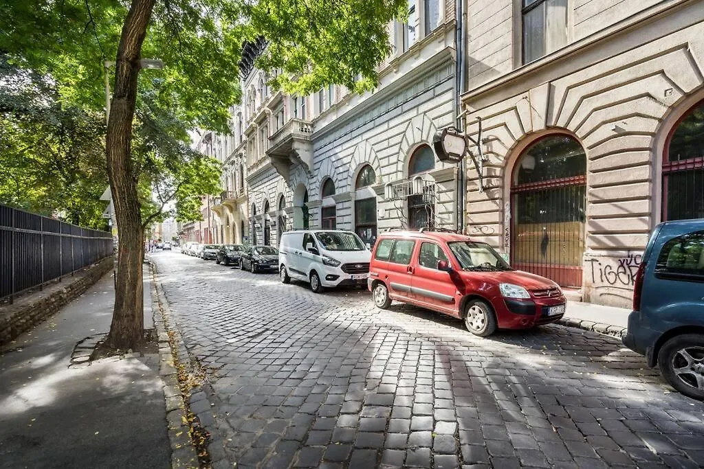 Klauzal Garden City Apartments Budapest 0*,  Hungary